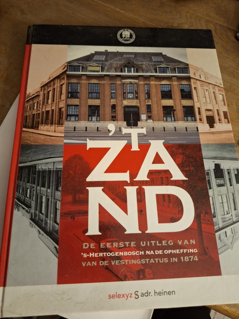't Zand, Ophalen of Verzenden, Zo goed als nieuw