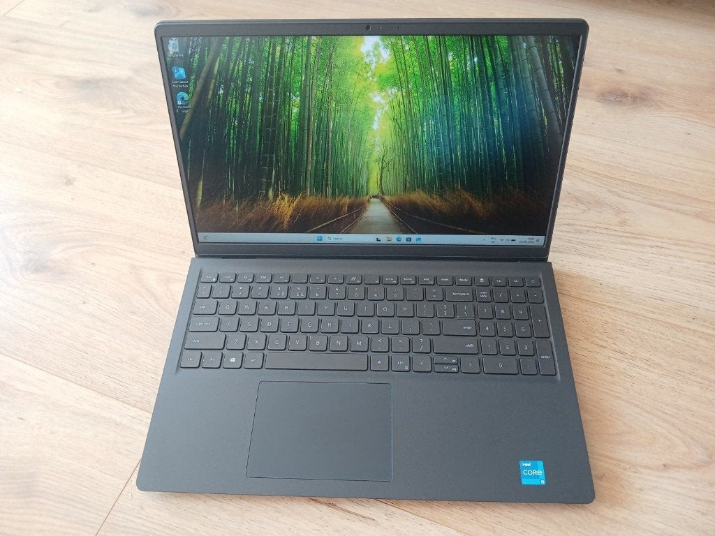 Dell Vostro 15 3510 | 11e gen i5-1135G7 |, Ophalen, 2 tot 3 Ghz, 8 GB, DELL .