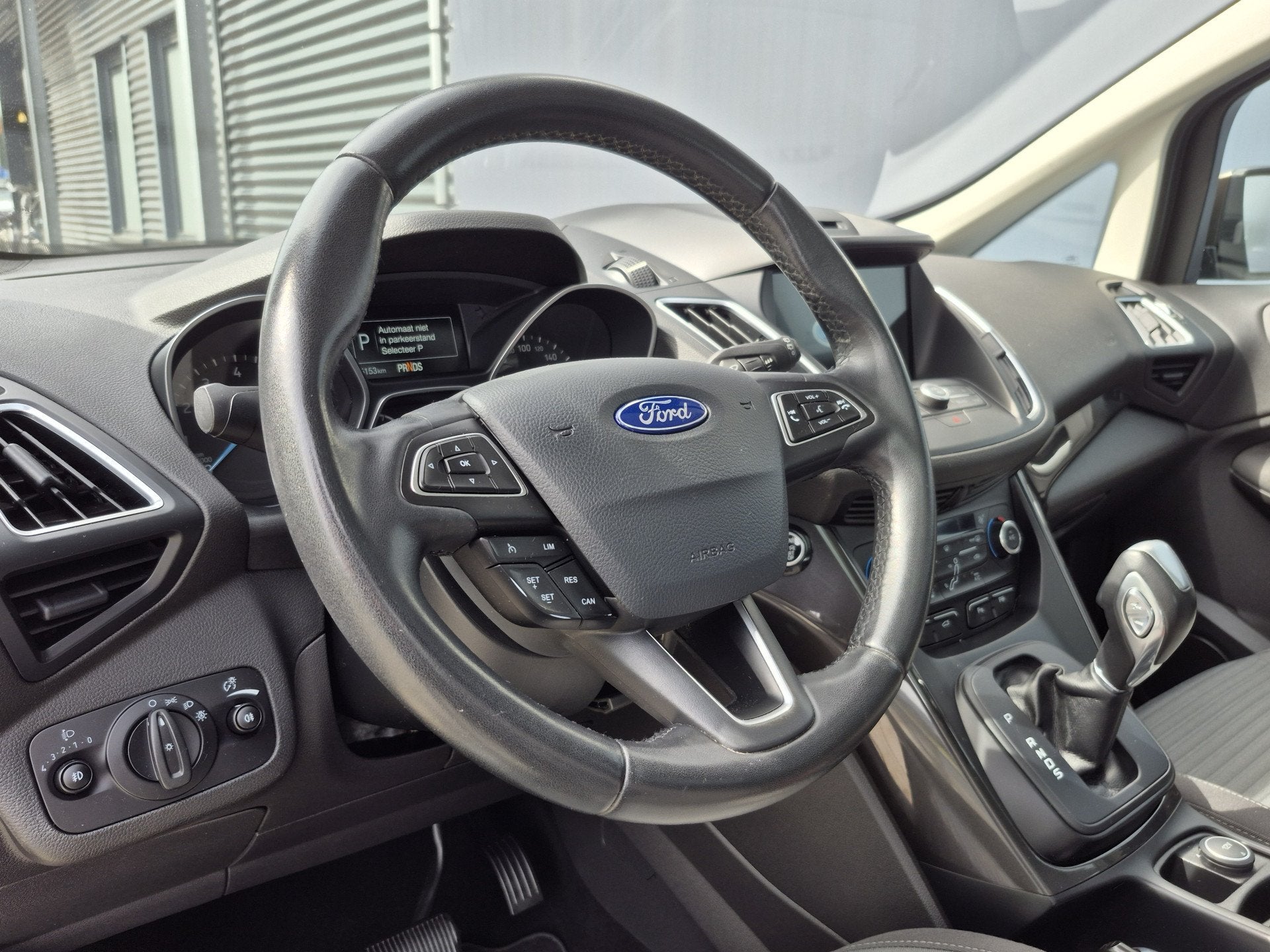 Ford Grand C-Max BWJ 11-2016 | 1.5T 183PK Titanium AUTOMAAT, Auto's, Ford, Bruin, Origineel Nederlands, 184 pk, Automatische klimaatregeling