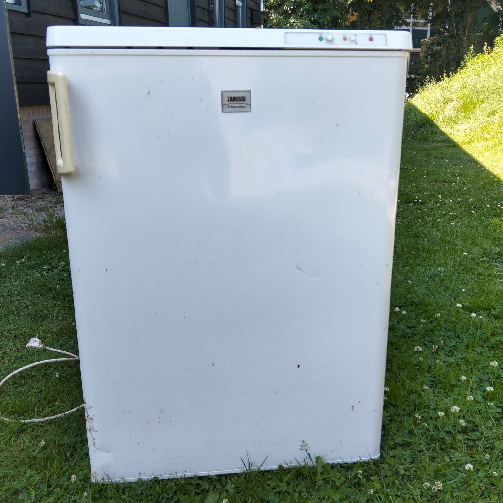 Zanussi Vrieskast - Compact en Functioneel, Gebruikt, 120 tot 140 cm, Minder dan 60 cm, Vrijstaand