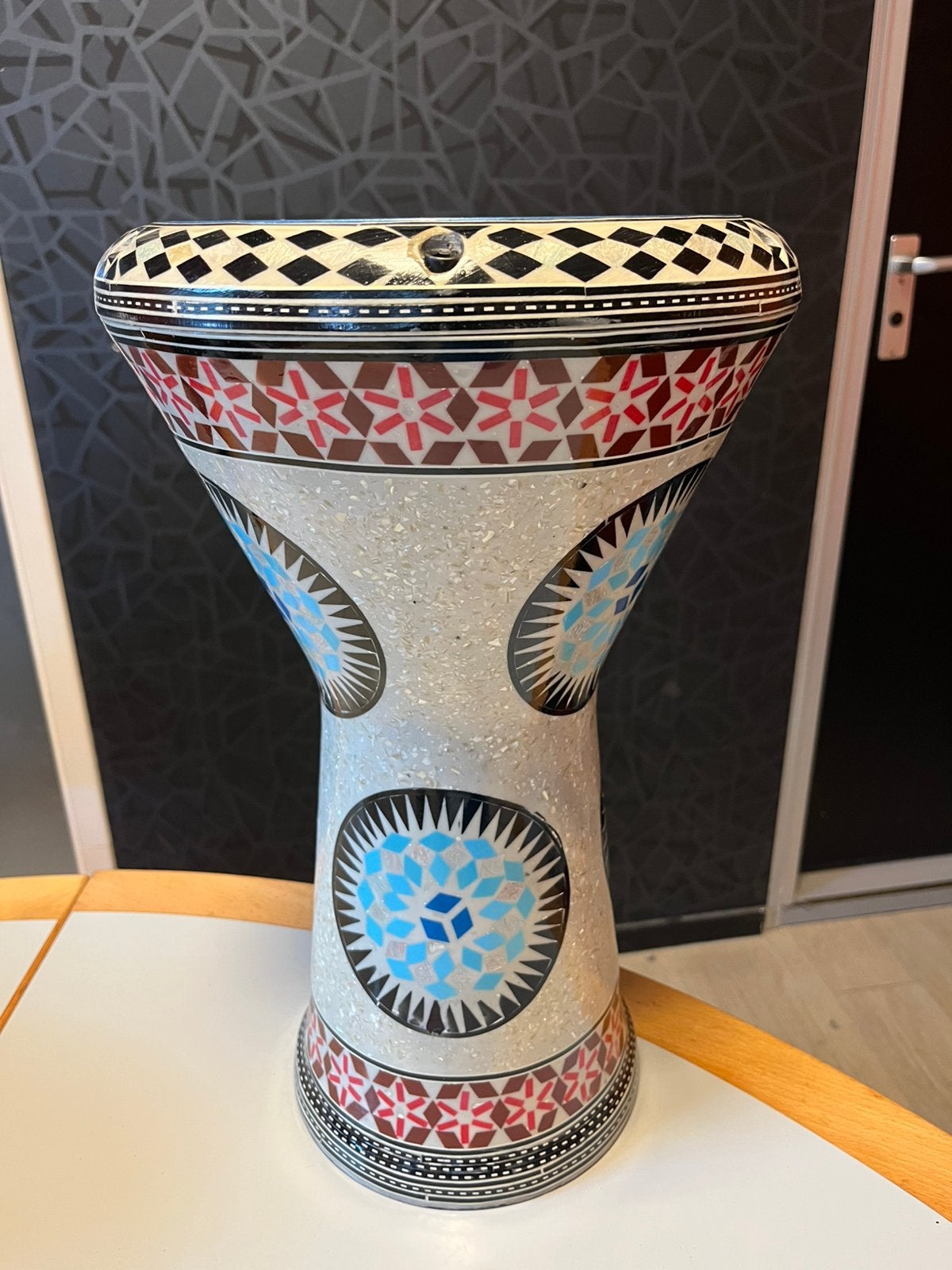 Darbuka met fraaie inleg , als nieuw, Ophalen, Zo goed als nieuw, Overige merken