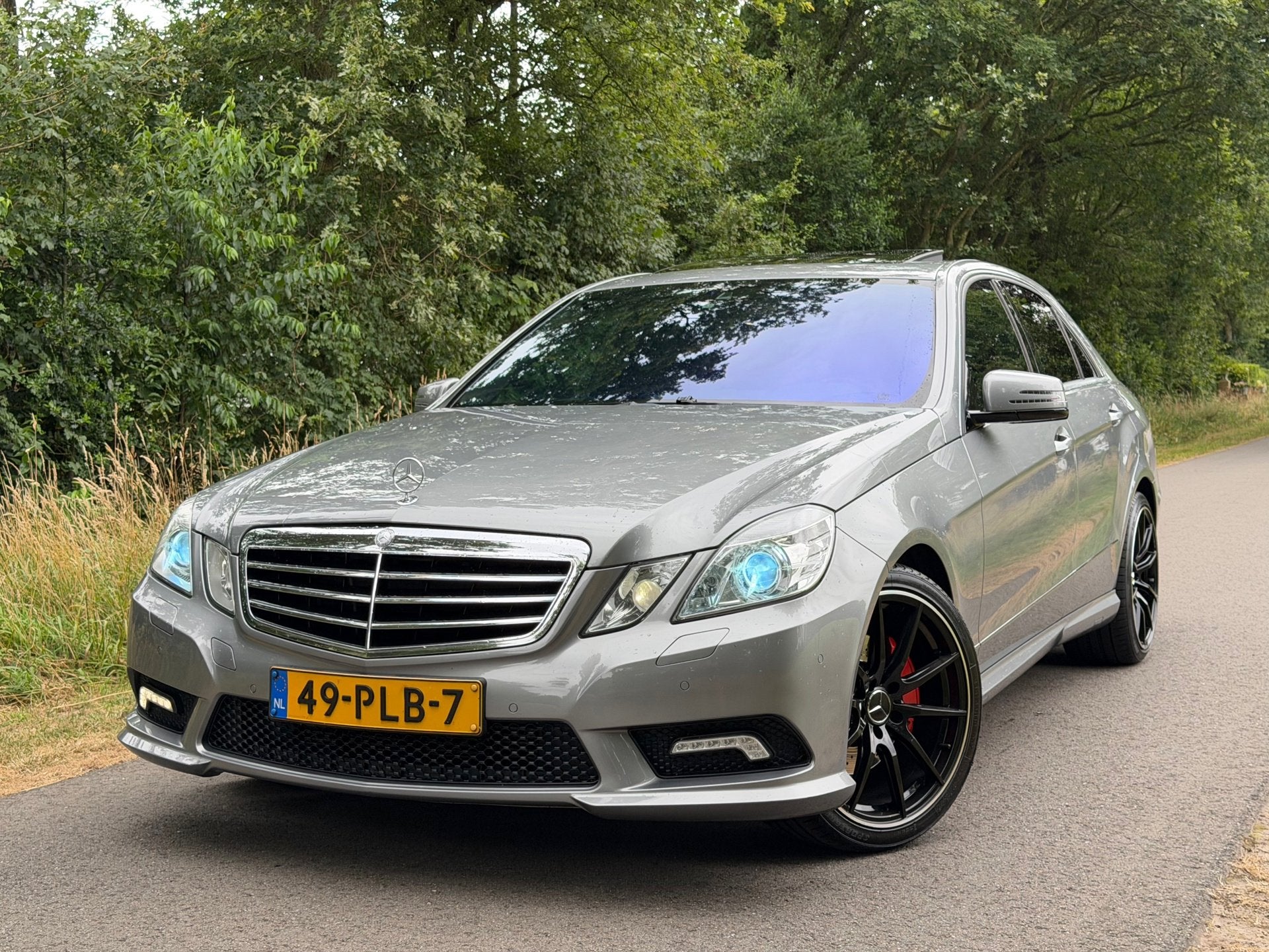 Mercedes-Benz E-klasse 200 Business Class | AMG-Pakket + Sch, Auto's, Mercedes-Benz, Euro 5, Gebruikt, Zwart, 4 cilinders