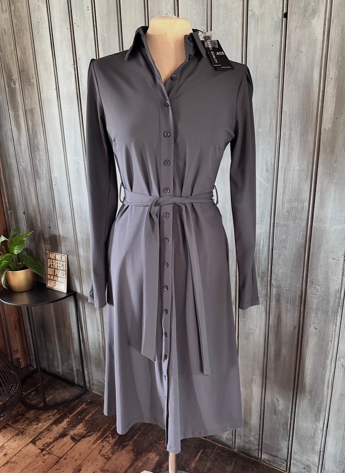 Mi Piace travelstof jurk maat: S kleur dark grey, Kleding | Dames, Jurken, Verzenden, Nieuw, Maat 36 (S), Grijs