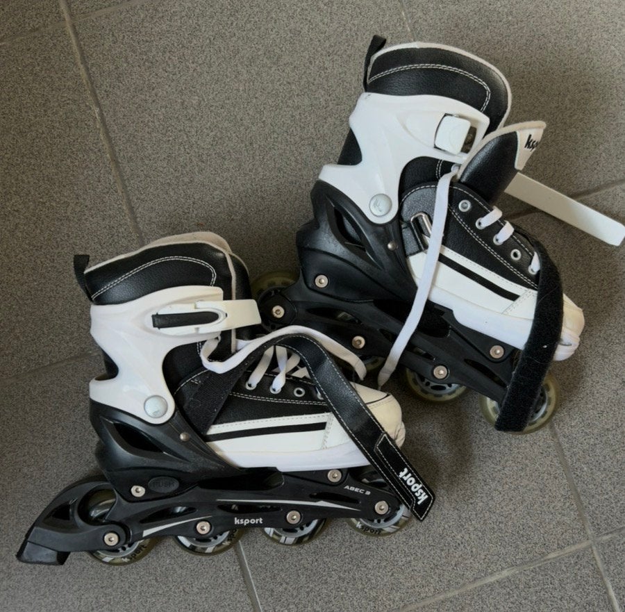 Skates, verstelbaar maat 34-37. 2 paar (zie advertentie)€15, Sport en Fitness, Ophalen, Verstelbaar, Zo goed als nieuw