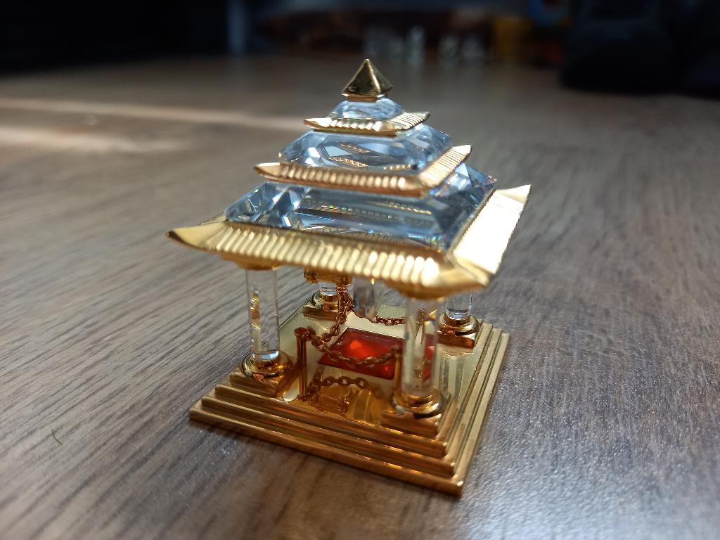 Swarovski - Japanese Temple - Crystal Memories Collectie, Ophalen of Verzenden, Zo goed als nieuw, Figuurtje
