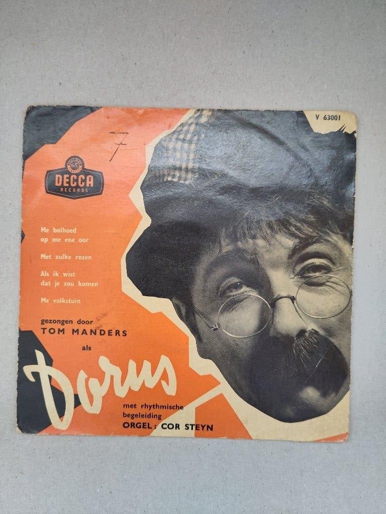 Dorus - Me Bolhoed op me ene oor 1957, Gebruikt, 7 inch, Ophalen of Verzenden, Levenslied of Smartlap