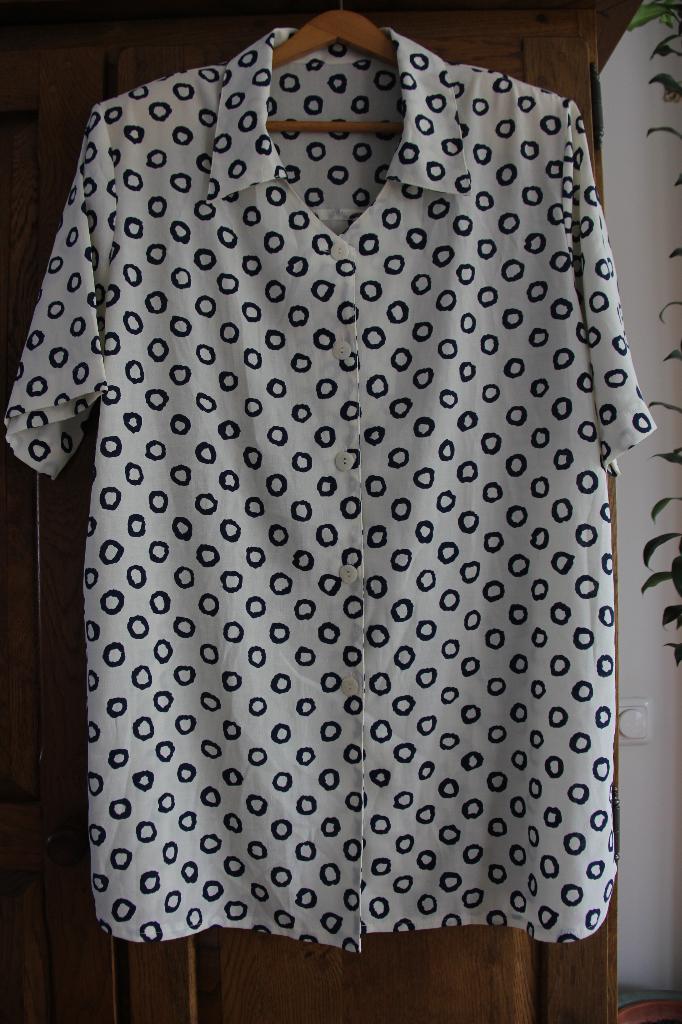 Dames blouse maat 46 met schoudervulling, Ophalen of Verzenden, Zo goed als nieuw, Maat 46/48 (XL) of groter