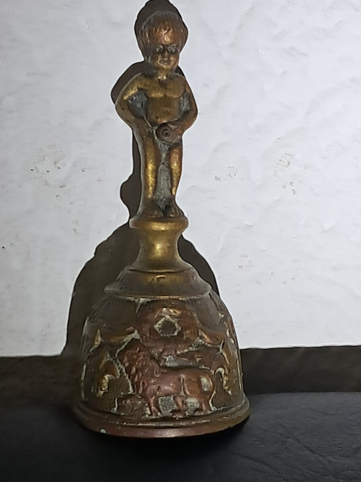 Antieke Manneken Pis Tafelbel - Brons/Messing, ca. 1930, Antiek en Kunst, Antiek | Koper en Brons, Ophalen of Verzenden