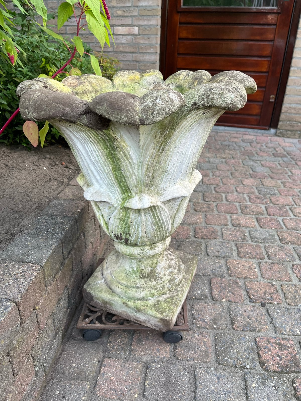Stenen bloempot/vaas voor tuin of balkon, Tuin en Terras, Ophalen, Gebruikt, Minder dan 60 cm, Balkon
