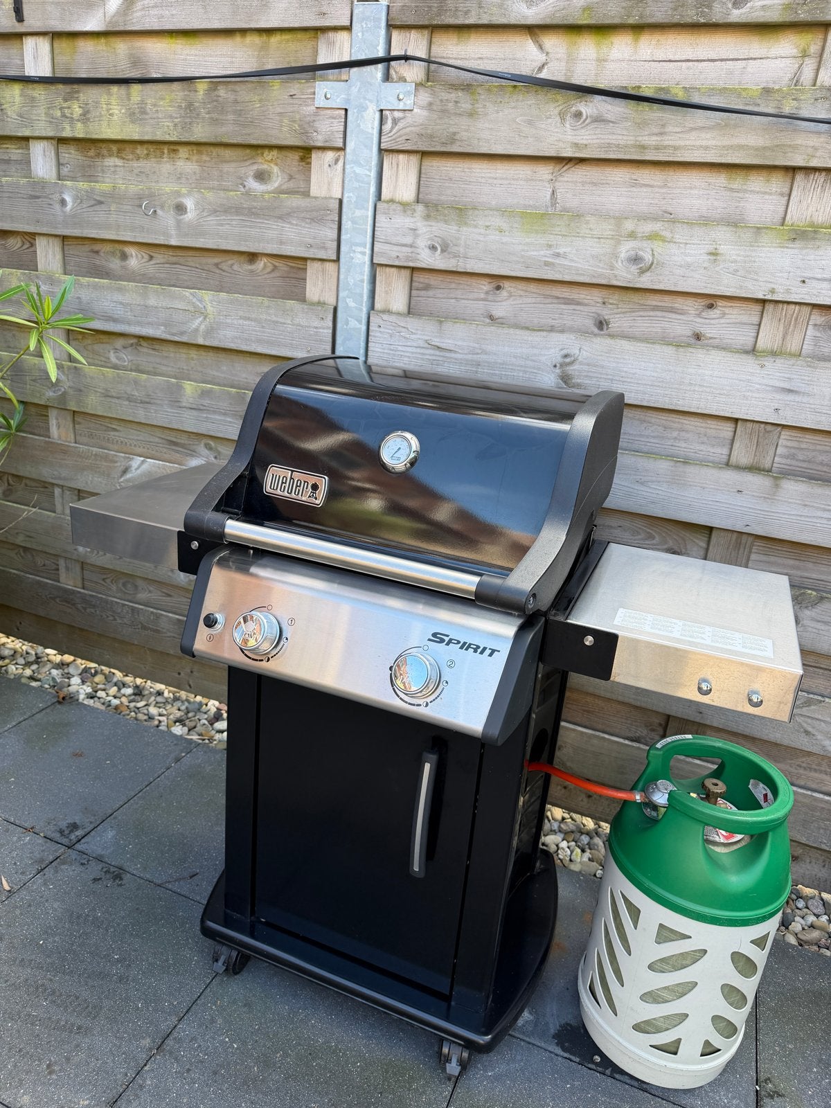 Weber Genesis E-215 gasbarbecue (exclusief gasfles), Ophalen, Gebruikt