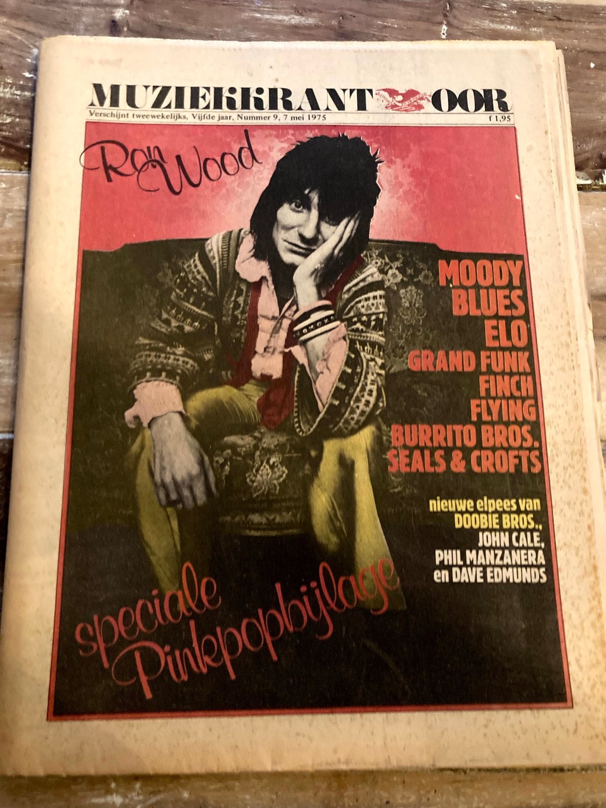 Muziekkrant OOR 1975 RON WOOD Flying Burrito Brothers FINCH, Ophalen of Verzenden, Gelezen, Muziek, Film of Tv