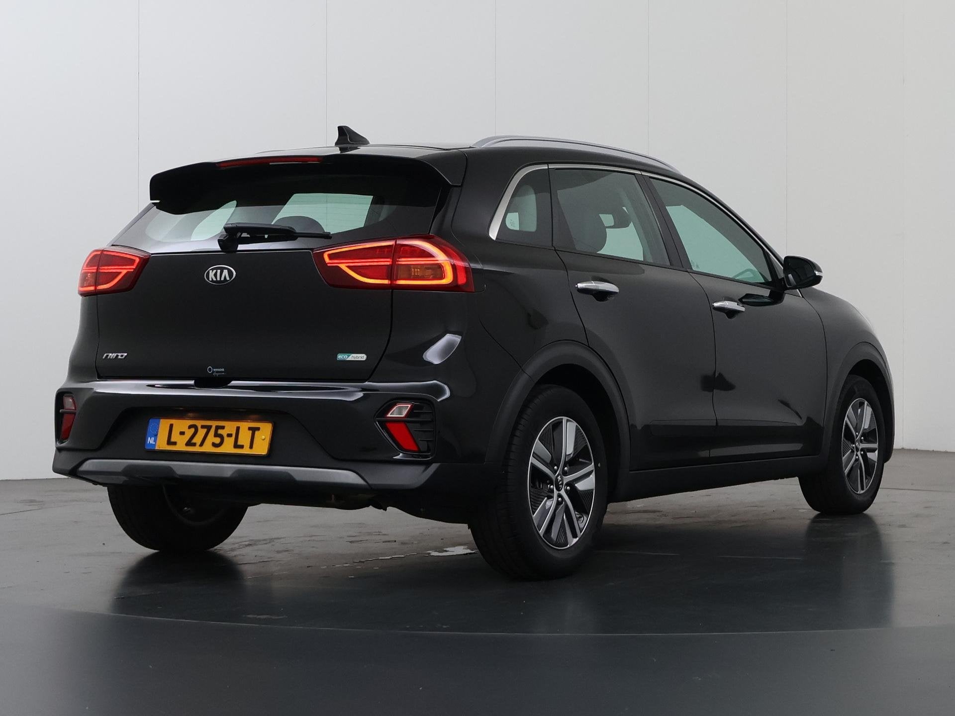 Foto 2 van Kia Niro 1.6 GDi Hybrid DynamicLine | Trekhaak Afneembaar |