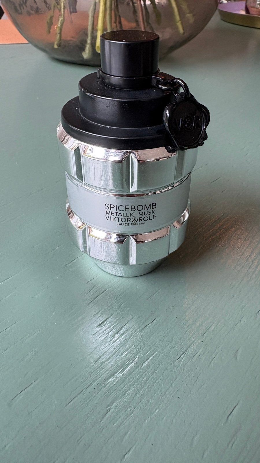 Viktor & Rolf Spicebomb Metallic Musk 90ml, Ophalen of Verzenden, Zo goed als nieuw