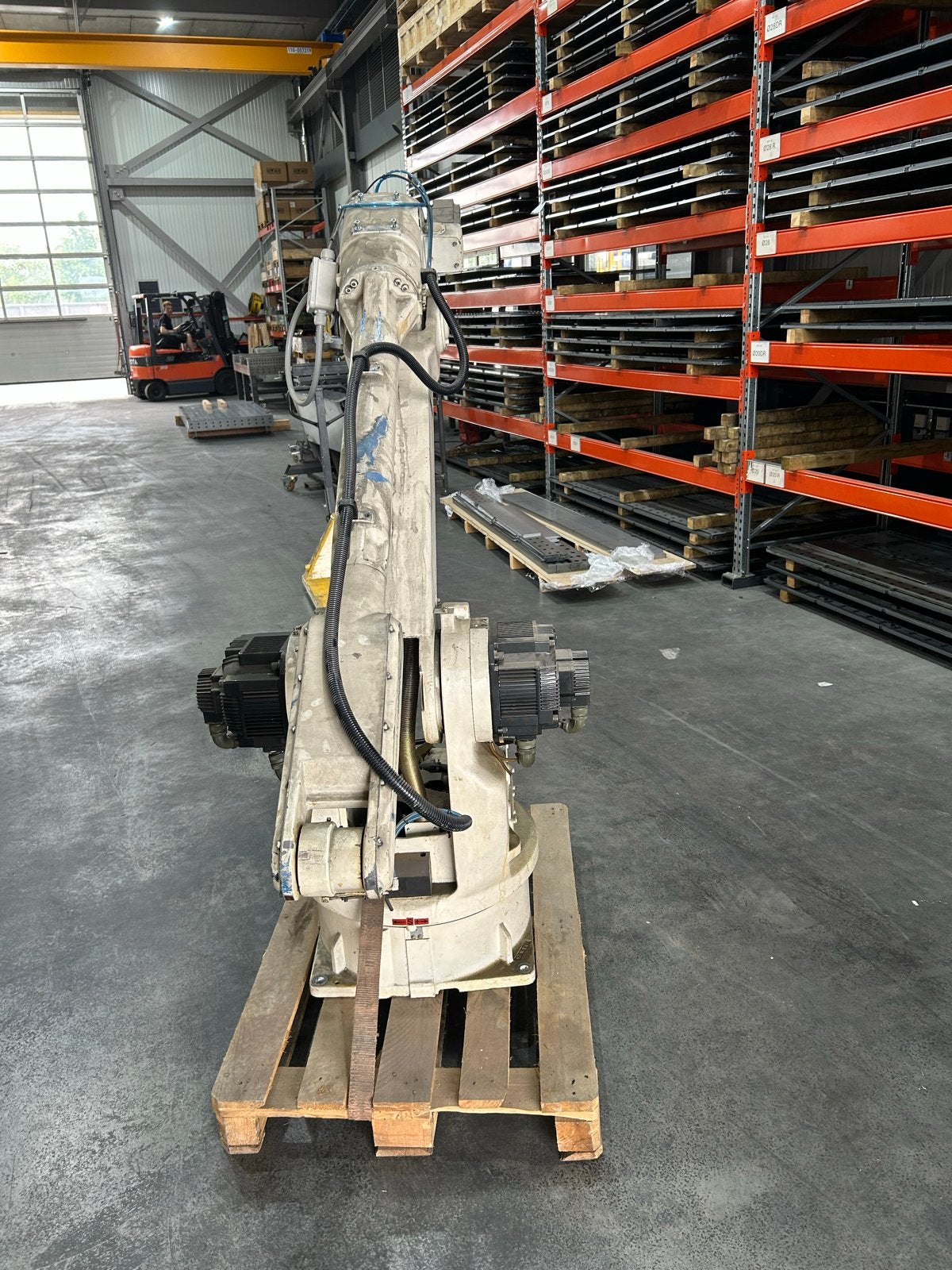 Yaskawa Motoman Robot SK16M met YASNAC MRC Controller, Ophalen
