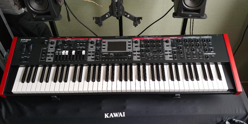 Roland V-stage 76 NIEUW, Ophalen, Roland, Nieuw, Midi-aansluiting