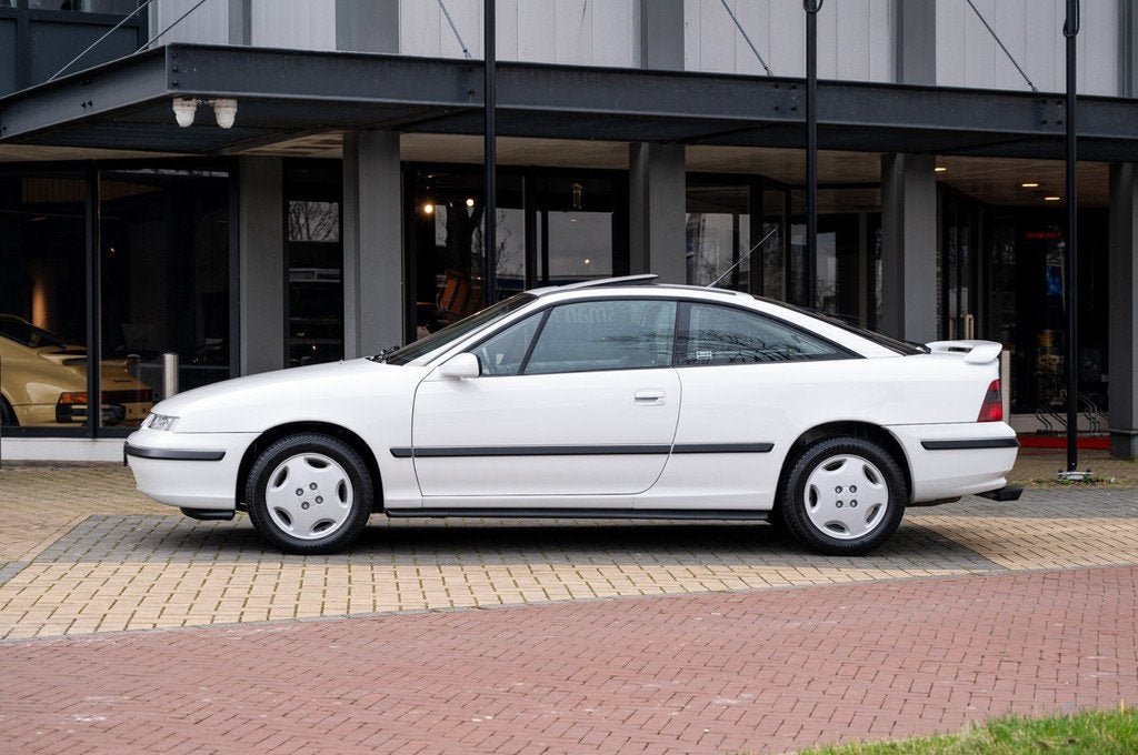 Opel Calibra 2.0i 16V (bj 1996), Auto's, Lederen bekleding, 1998 cc, 136 pk, Zwart