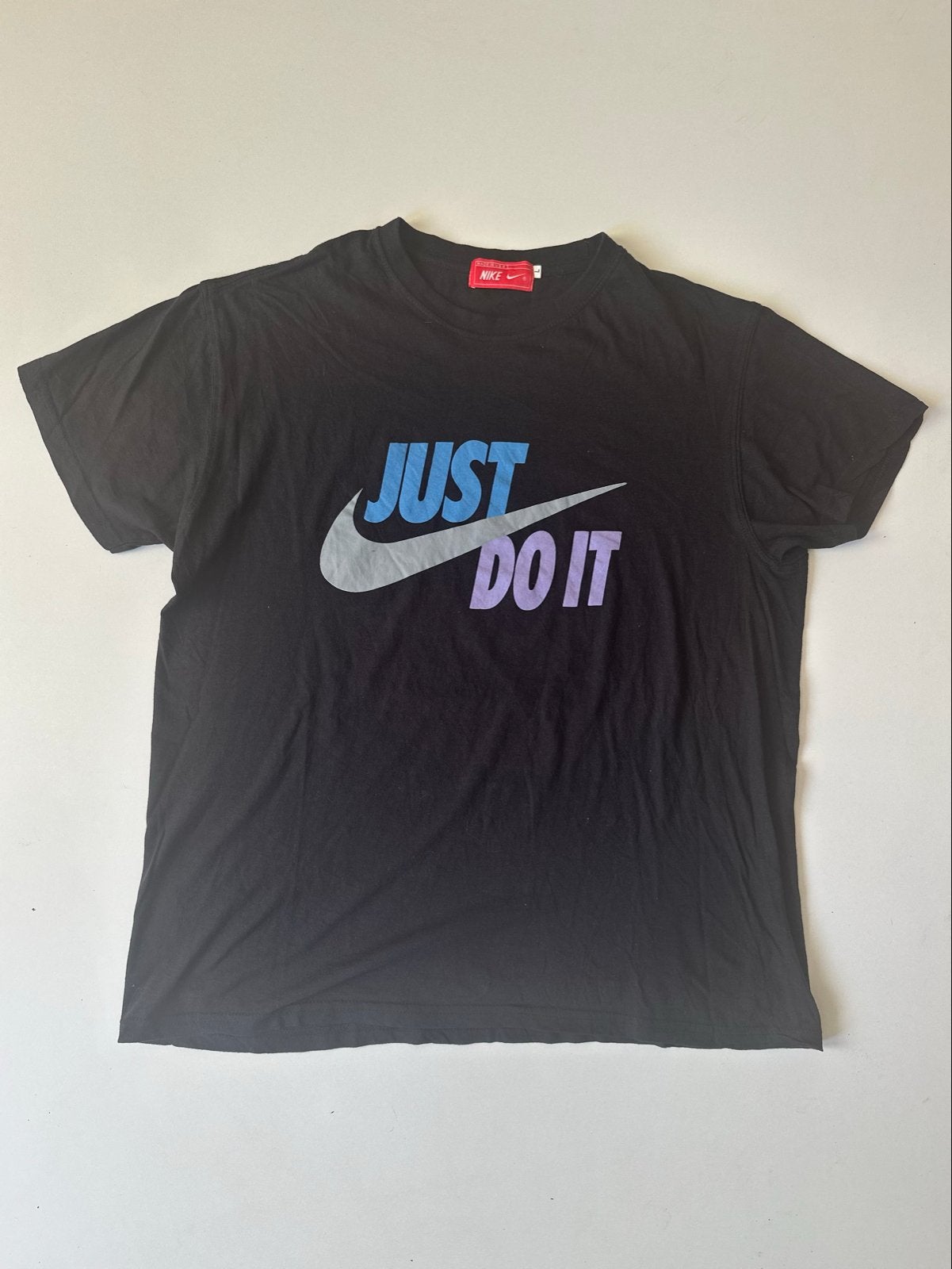Nike Retro T-shirt Zwart met "Just Do It" print, Ophalen of Verzenden, Gedragen, Maat 52/54 (L), Zwart