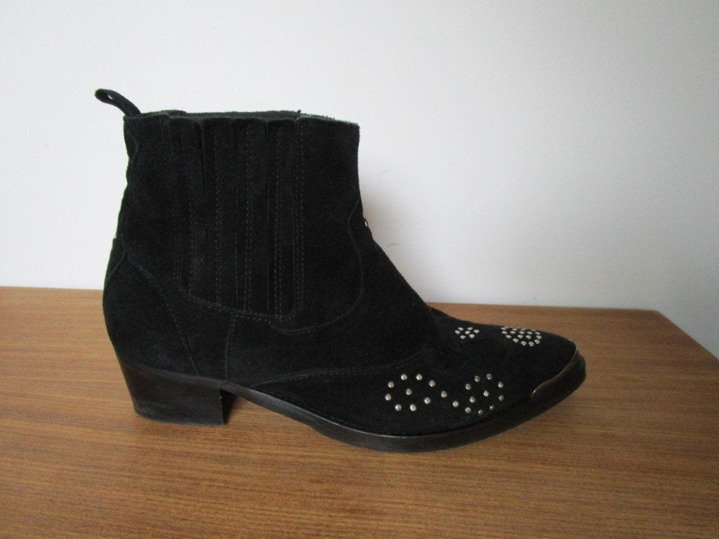 Nr.100: Laarzen cowboylaarsjes maat 41 zwart Suede, Zwart, Lage of Enkellaarzen, Ophalen of Verzenden, Zo goed als nieuw