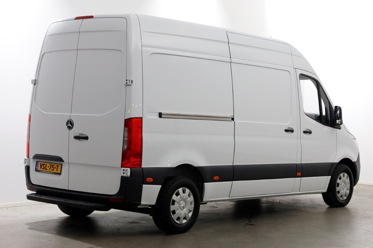 Mercedes-Benz Sprinter 215 CDI 150pk L2H2 9G Automaat Airco/, Gebruikt, Euro 6, Bedrijf, Diesel