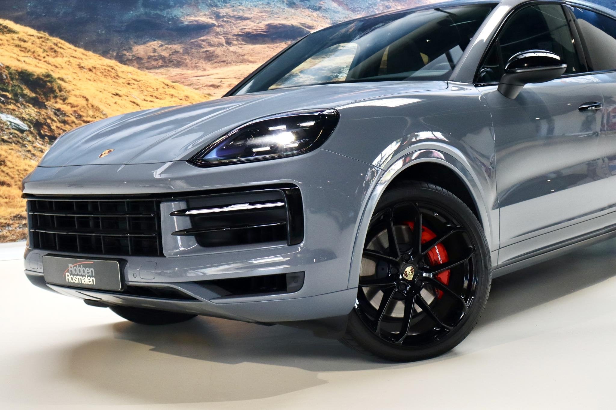 Porsche Cayenne Coupé 3.0 E-Hybrid|PANO|22inch|S-Display|Tr, Automaat, Gebruikt, 2995 cc, 4 stoelen