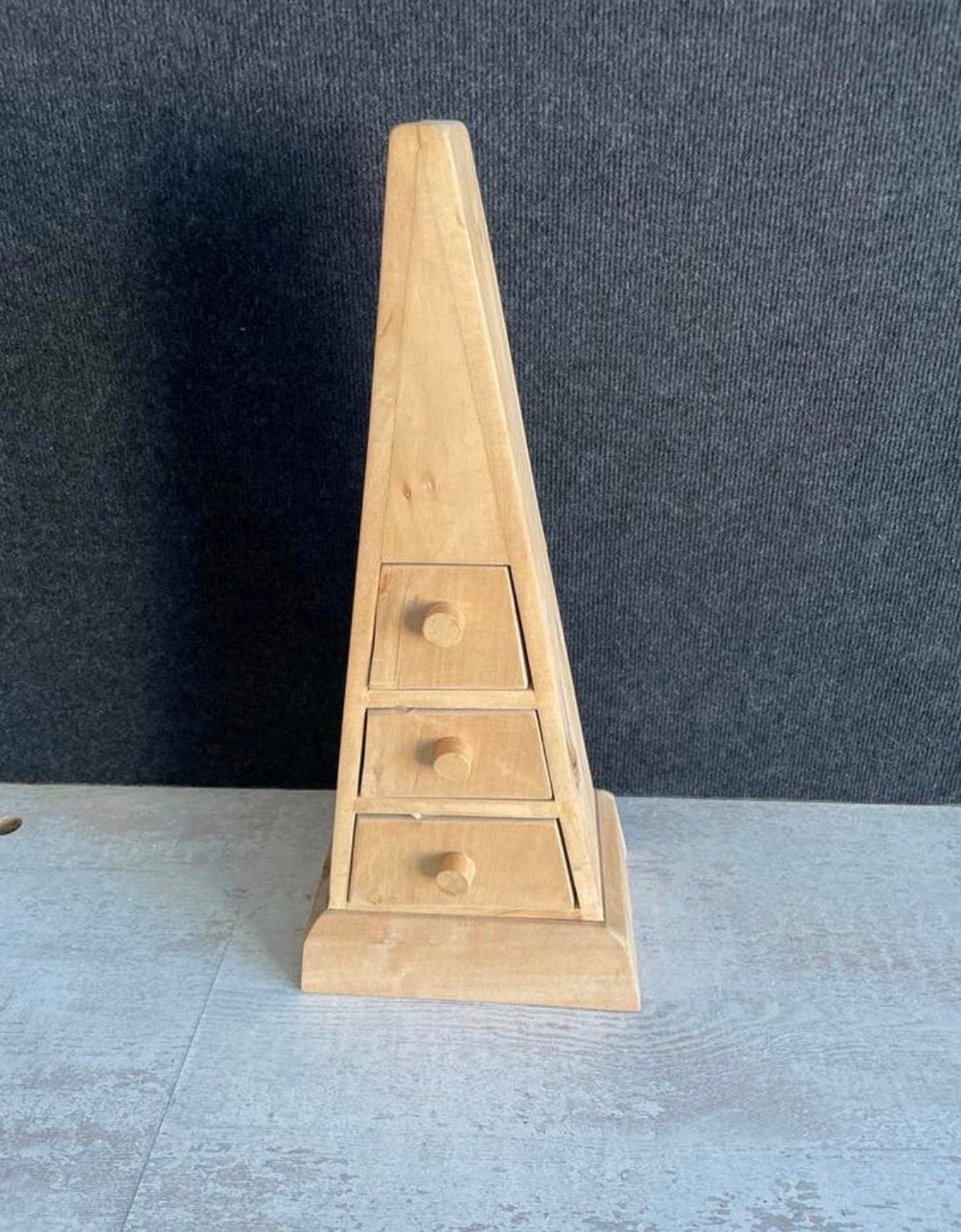 Houten piramide met lades - decoratief en functioneel, Ophalen of Verzenden