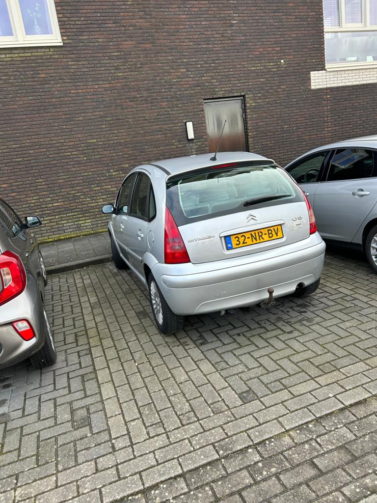 Citroën C3 1.4 I AUT 2004 Grijs, 15 km/l, Origineel Nederlands, Particulier, Zilver of Grijs