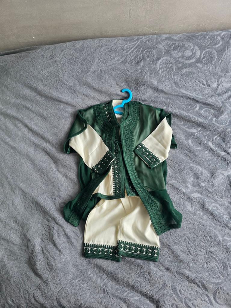 Traditionele Marokkaanse kleding set voor kinderen, Kinderen en Baby's, Ophalen of Verzenden, Zo goed als nieuw, Onbekend, Jongen of Meisje