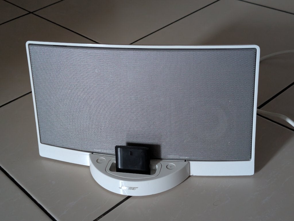 Bose SoundDock met Bluetooth, SD & 3.5mm connector, Gebruikt, Ophalen of Verzenden, Draagbare speaker, Bose