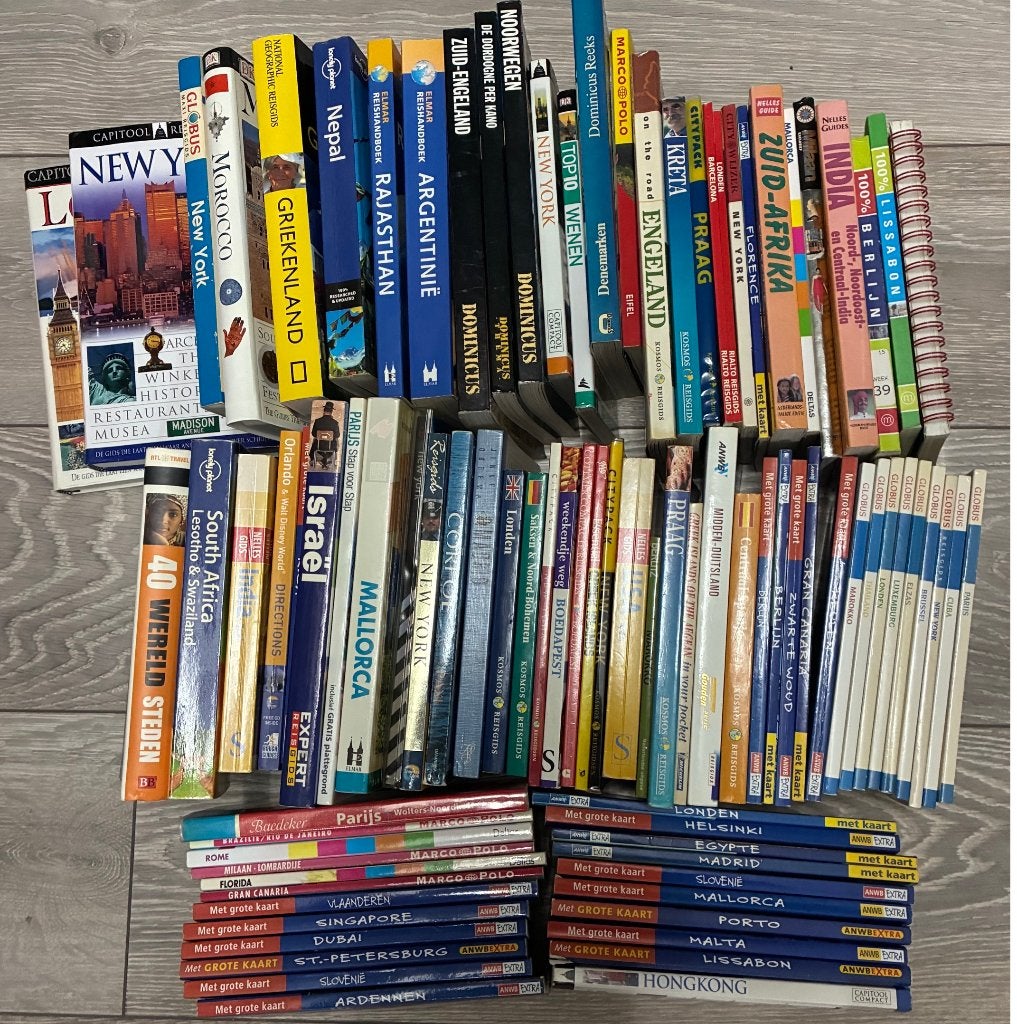 Grote koop reisboeken/reisgidsen 80 stuks, Boeken, Europa, Reisgids of -boek, Diverse Auteurs, Ophalen