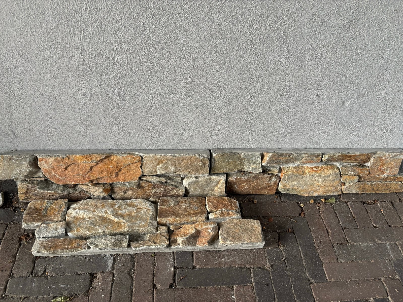 Natuurstenen 12m2  Strips Michel Oprey & Beisterveld, Doe-het-zelf en Verbouw, Metselstenen, Ophalen, Zo goed als nieuw, Natuurstenen