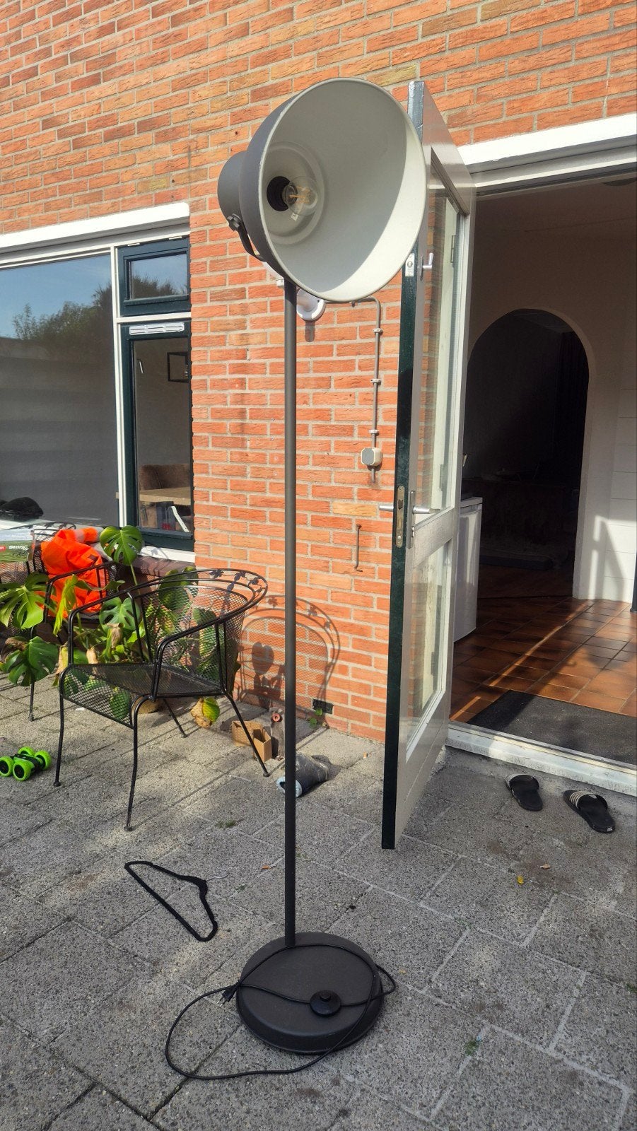Gebruikte staande lamp, antraciet, werkend, Huis en Inrichting, Lampen | Vloerlampen, Ophalen, Gebruikt, Metaal, 150 tot 200 cm