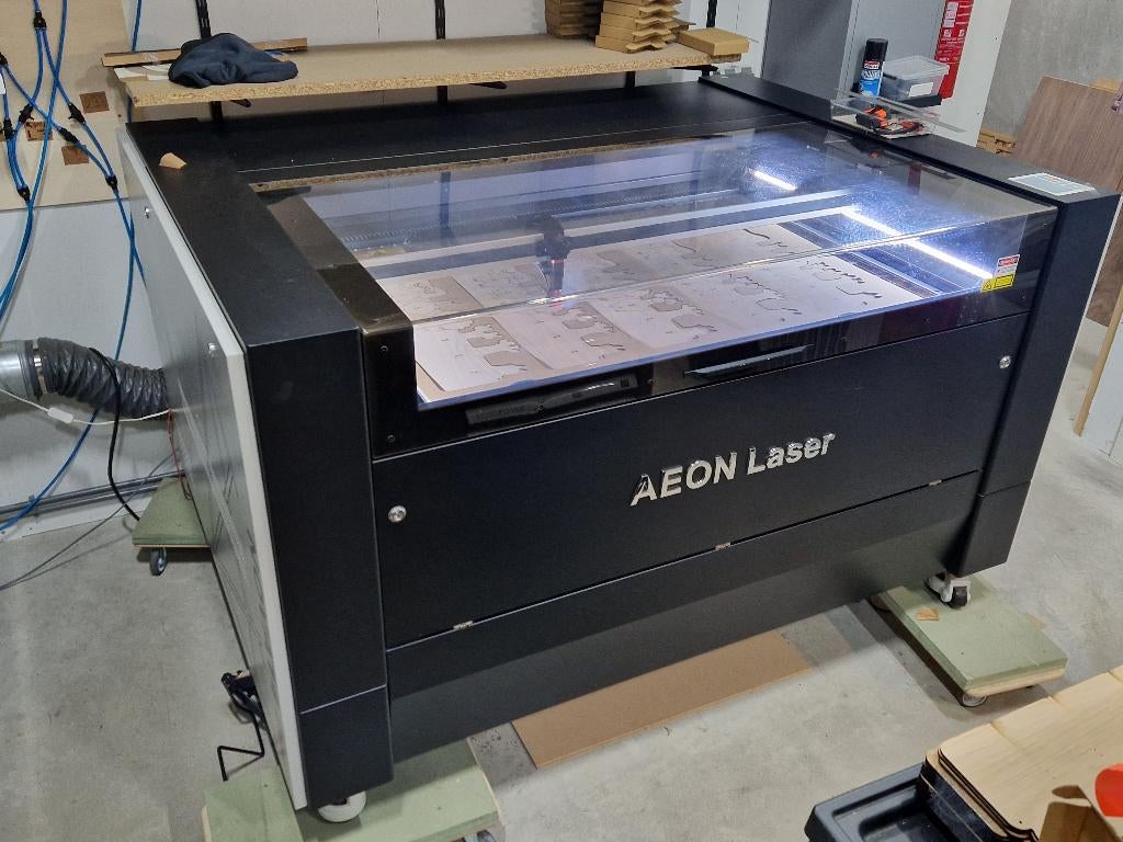 AEON ELITE14 130W Lasersnijder – 140x90cm – Direct inzetbaar, Ophalen, Zo goed als nieuw