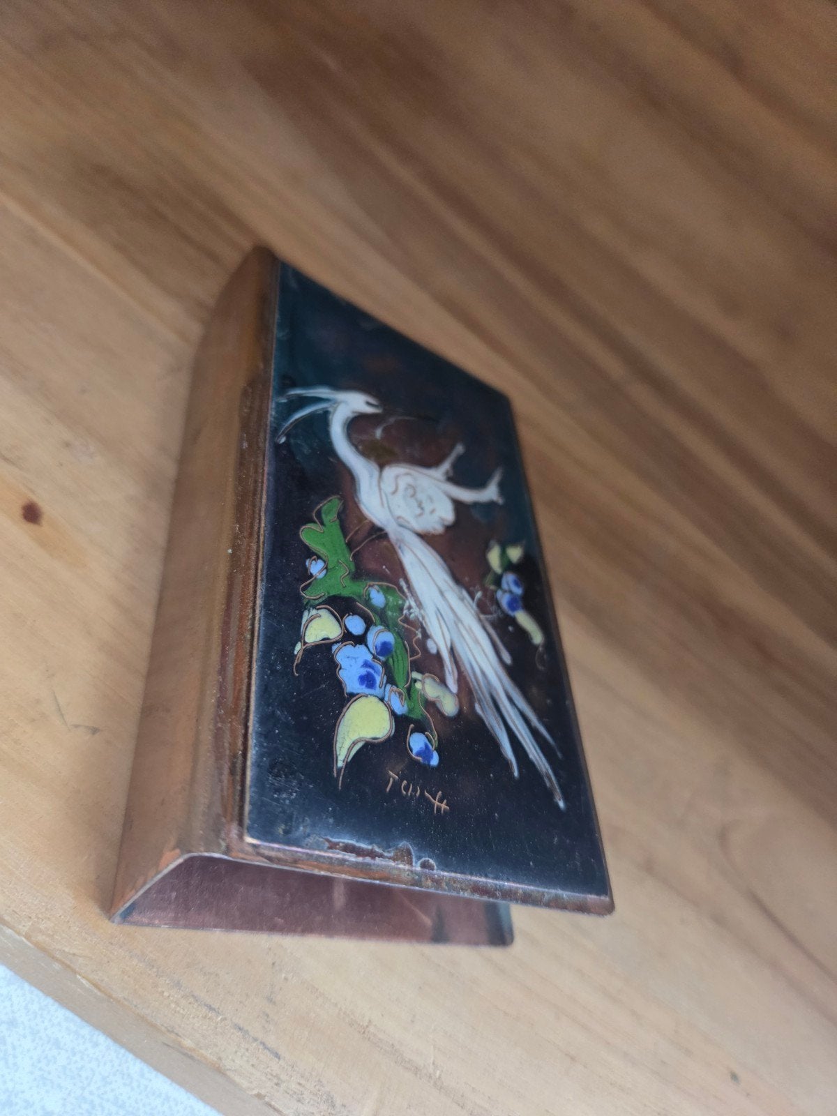 Vintage geëmailleerde luciferdooshouder met vogeldecoratie, Antiek en Kunst, Ophalen of Verzenden