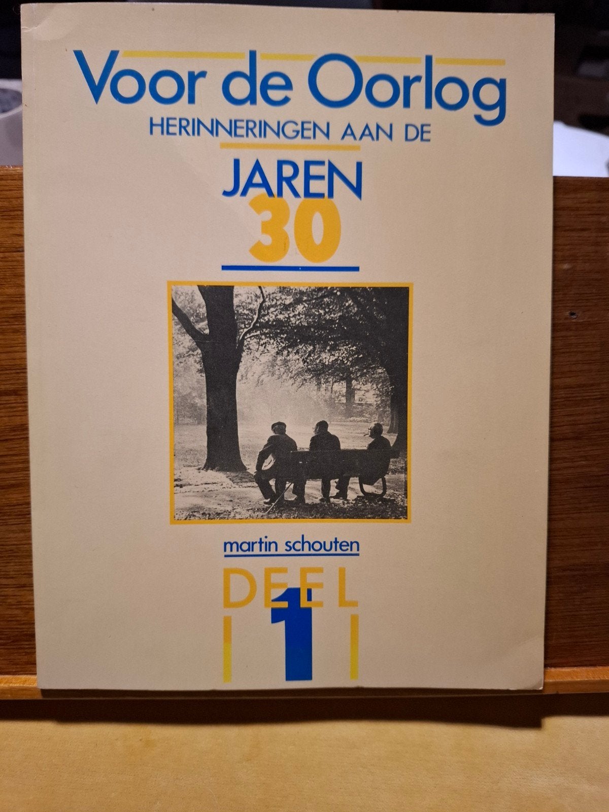 Voor de Oorlog: Herinneringen aan de Jaren 30 - Deel 1, Ophalen of Verzenden, 20e eeuw of later, Gelezen, Martin Schouten