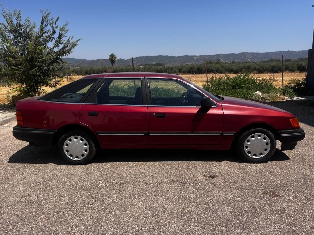 Ford Scorpio