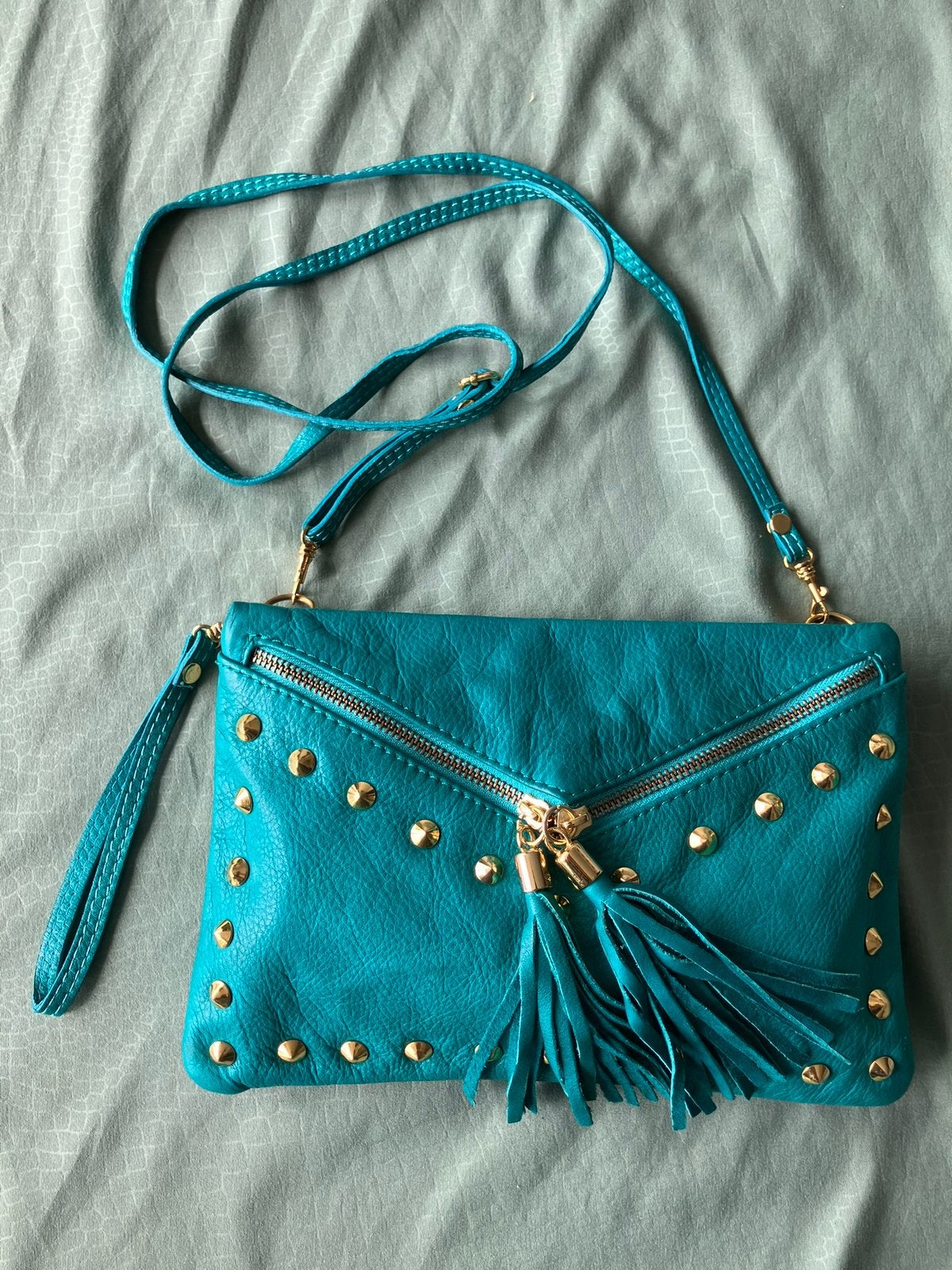 Soft Turquoise Leather Envelope Bag with Gold Studs, Verzenden, Nieuw, Blauw, Schoudertasje