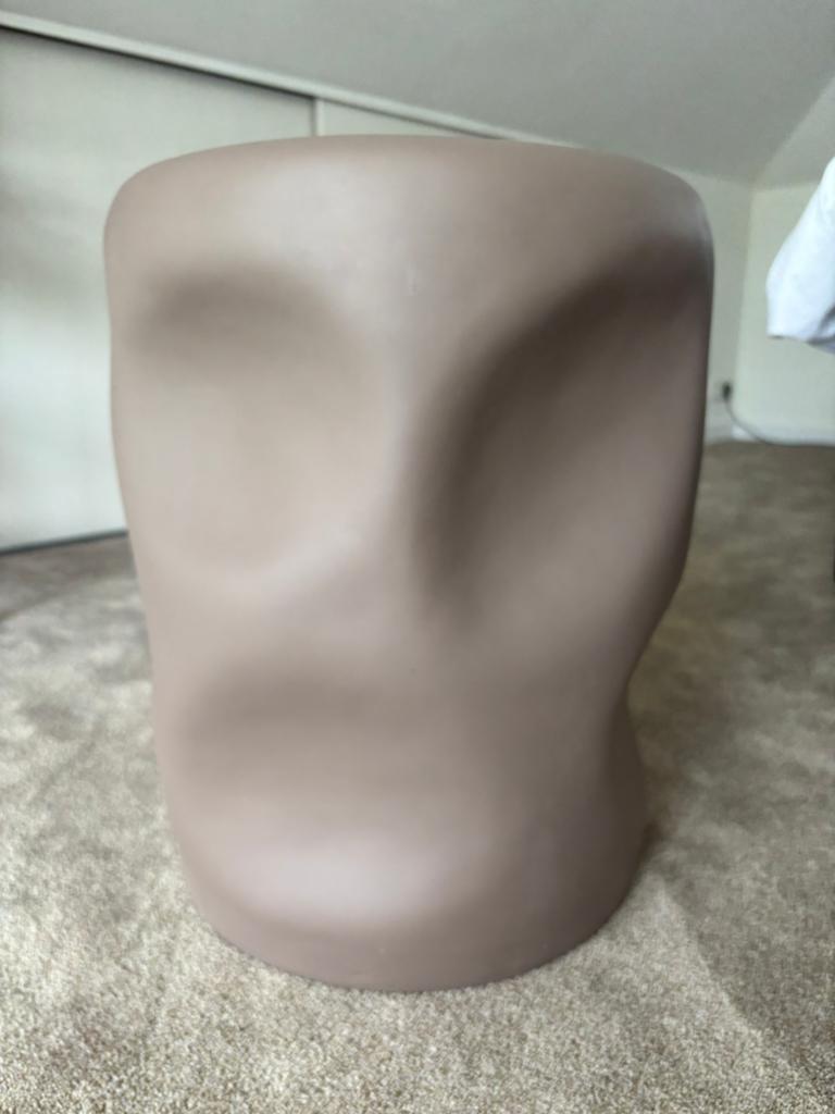keramieken bijzettafel nachtkastje taupe, Ophalen of Verzenden, Zo goed als nieuw, Overige materialen