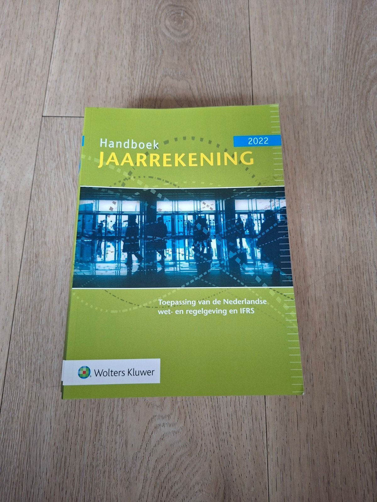 Handboek Jaarrekening 2022 - Wolters Kluwer, Boeken, Zo goed als nieuw, Gamma, Ernst & Young Accountants LLP, HBO
