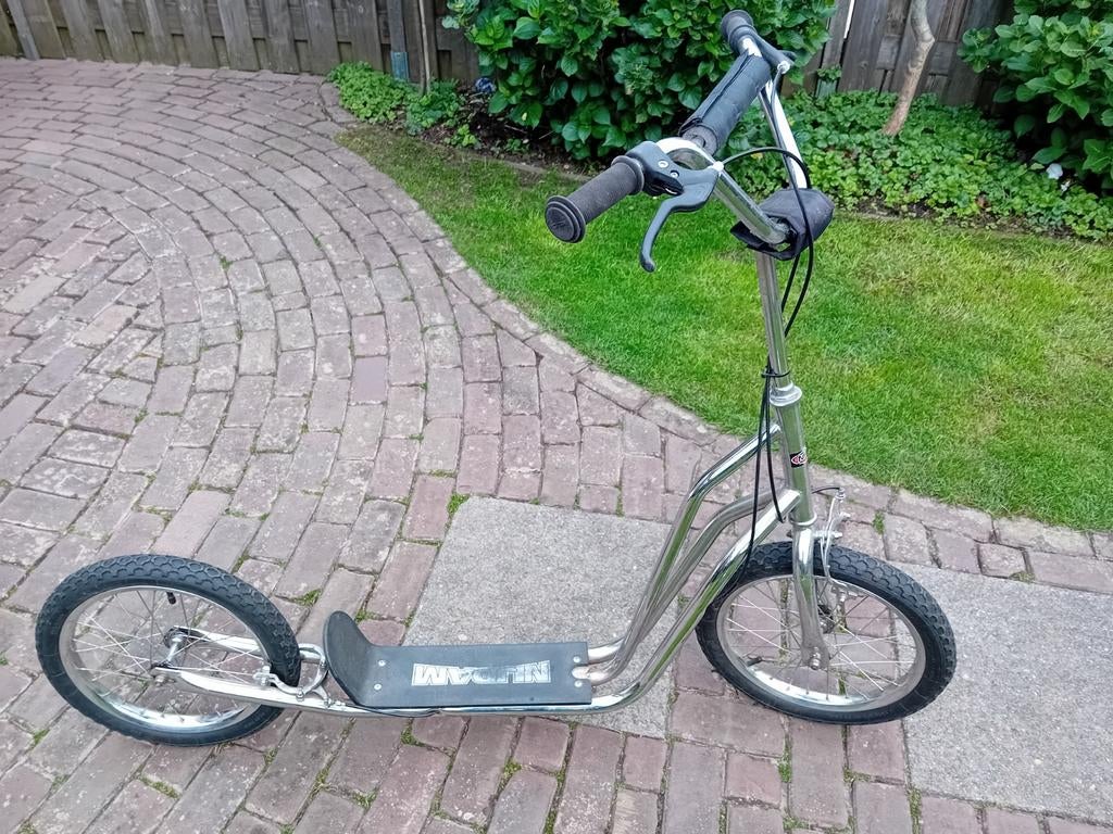 Nijdam Step 16 inch wielen - voor kinderen 6-12 jaar, Fietsen en Brommers, Steps, Ophalen