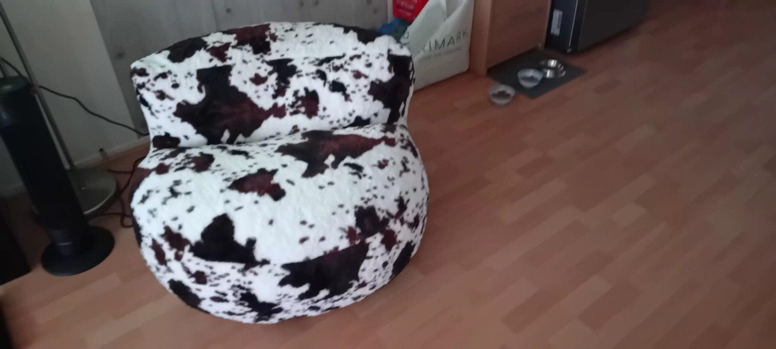 Gevlekte poef, Ophalen, Rond, Minder dan 50 cm