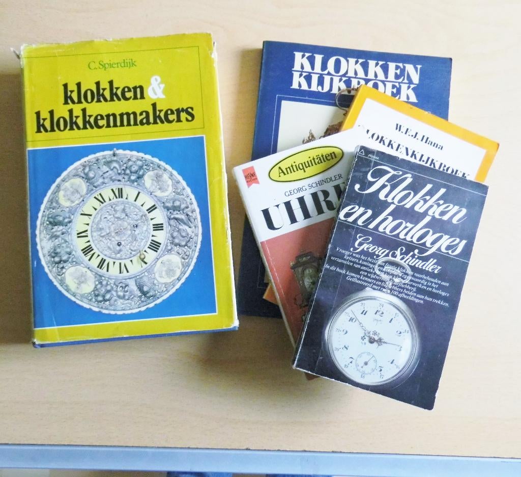 Klokkenboeken 5 stuks., Antiek en Kunst, Antiek | Boeken en Bijbels, Ophalen of Verzenden, Zie foto’s