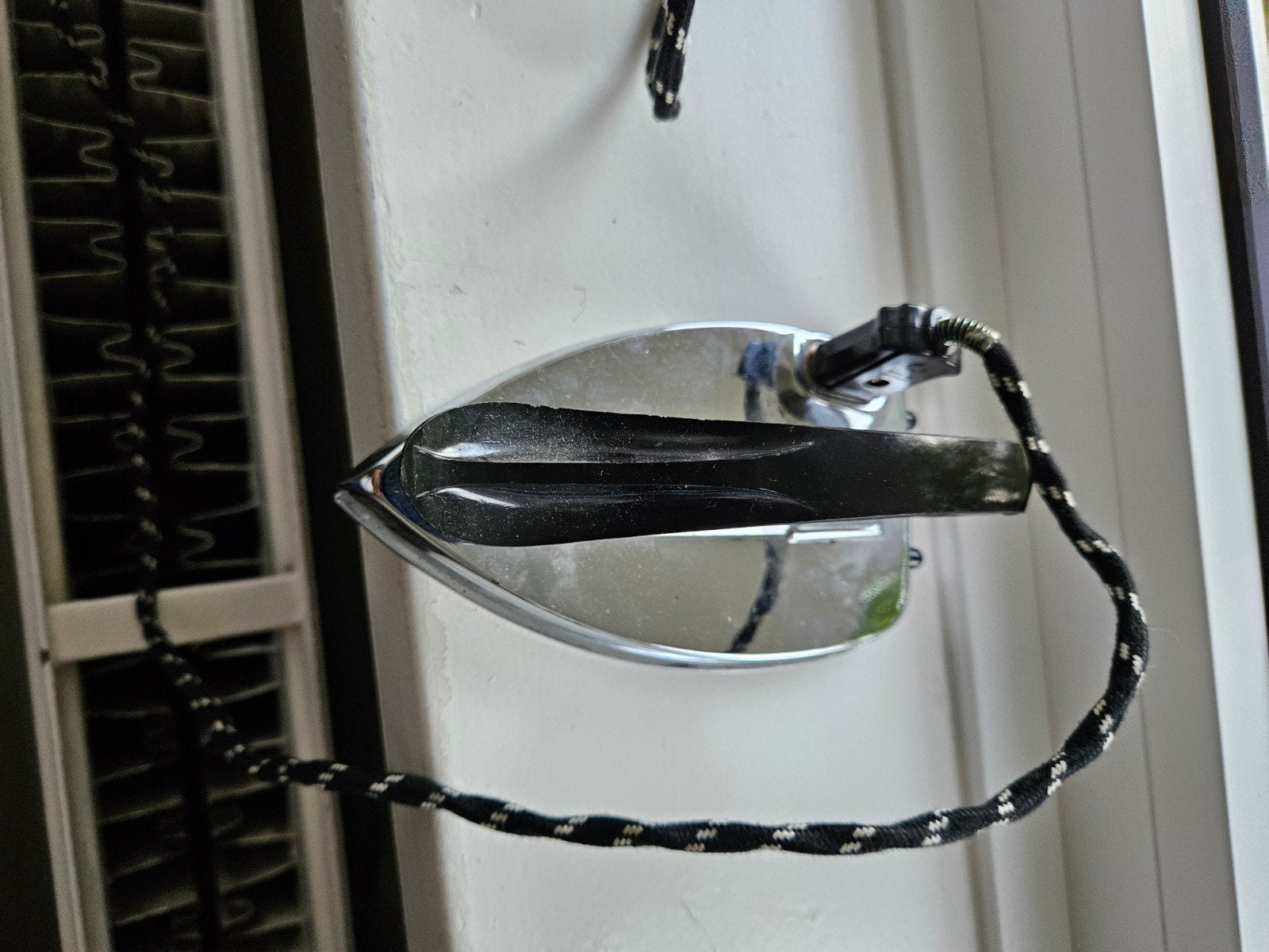 Vintage Cherry Travel Iron - Strijkijzer met snoer, Ophalen of Verzenden, Gebruikt, Strijkijzer met snoer