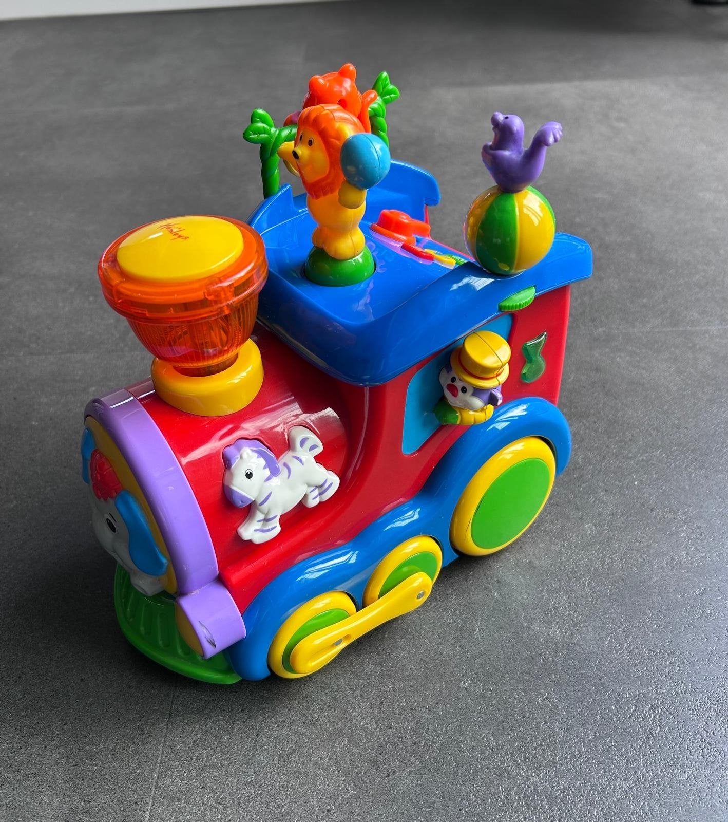 Hamleys Muzikale Trein met Licht en Geluid, Ophalen of Verzenden, Zo goed als nieuw, Auto, Met licht