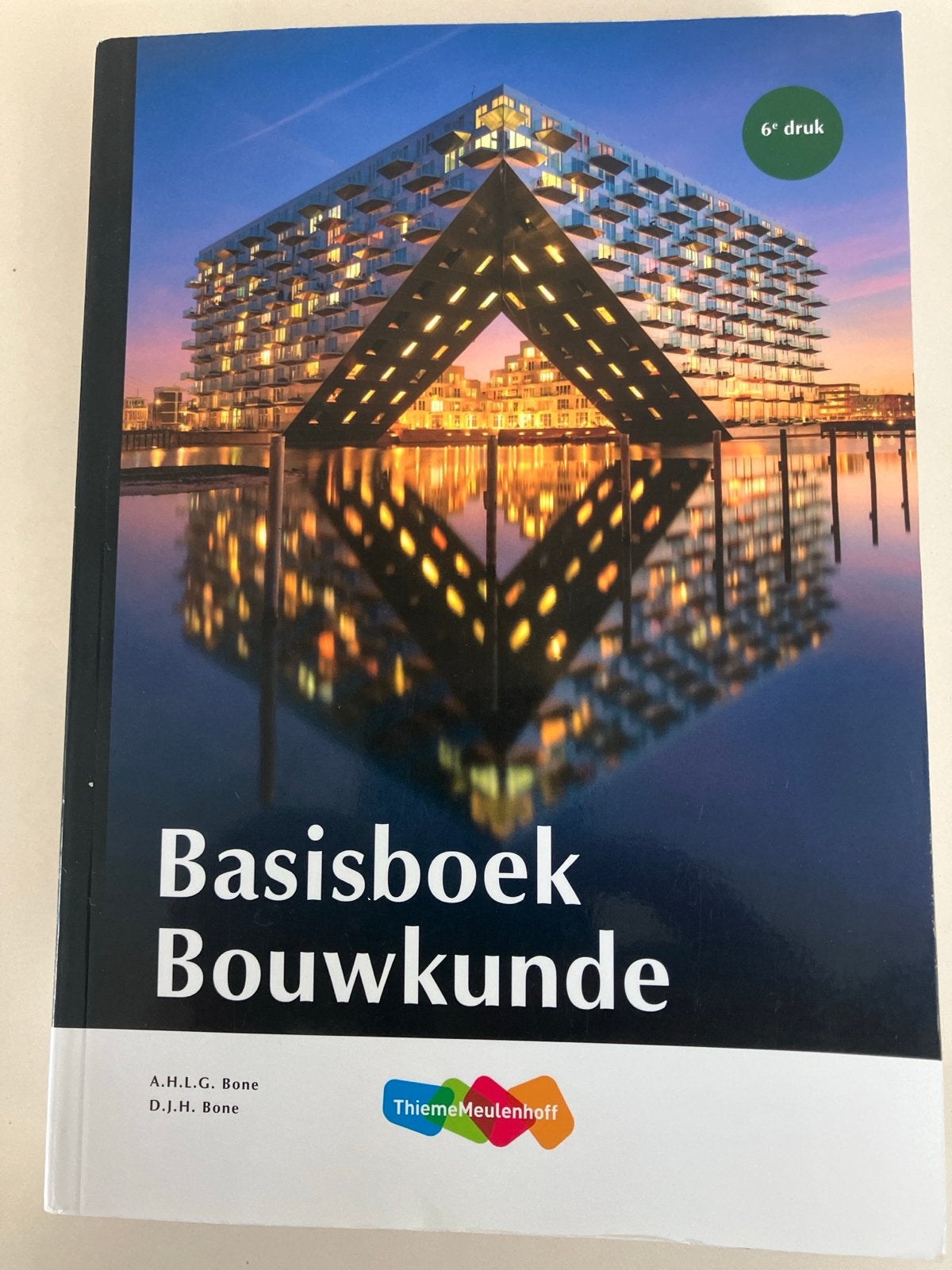 Basisboek Bouwkunde 6e druk - Thiememeulenhoff, Boeken, Ophalen of Verzenden, Zo goed als nieuw, Bouwkunde