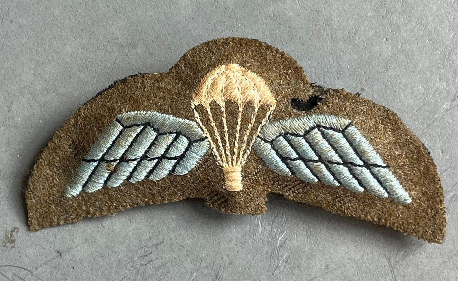 Parawing, Verzenden, Overige soorten, Overige gebieden, Embleem of Badge