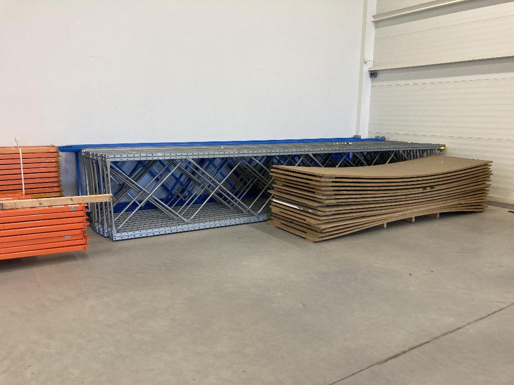 Palletstelling 54m, 6m hoog met zwaarlast balken, Ophalen