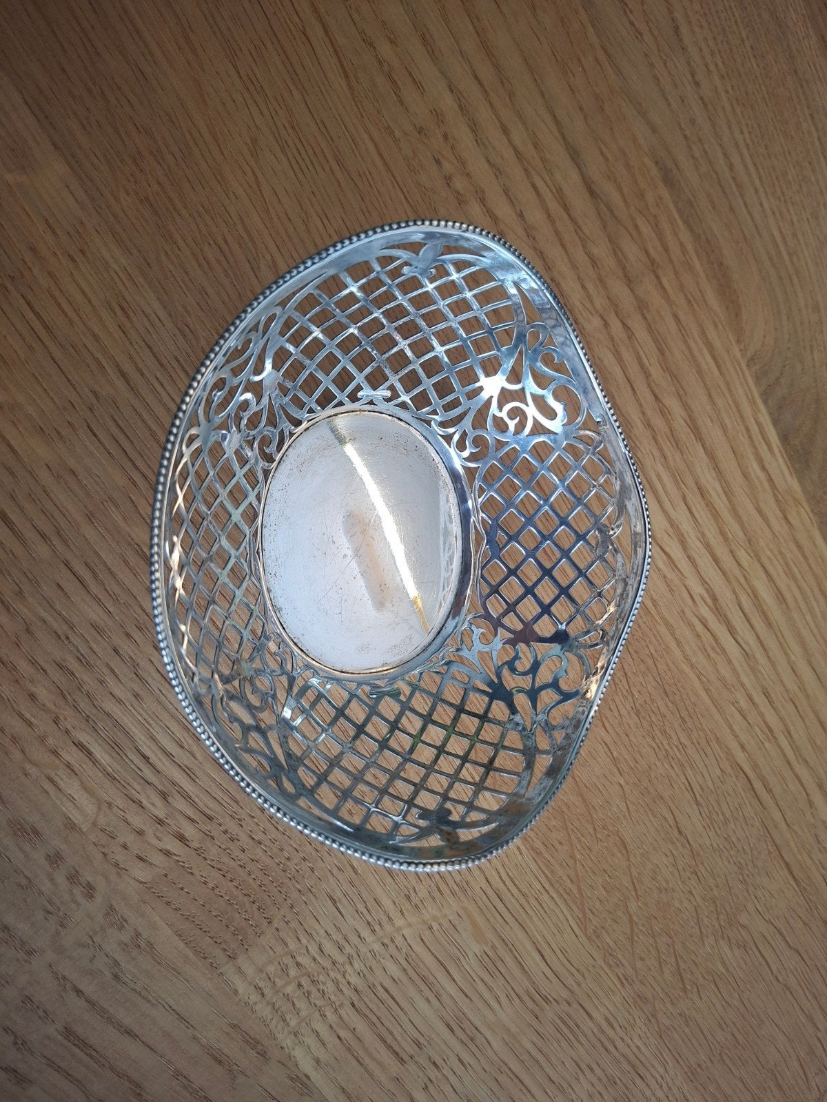 Antiek zilveren bonbon schaaltje met opengewerkt patroon, Ophalen of Verzenden, Zilver