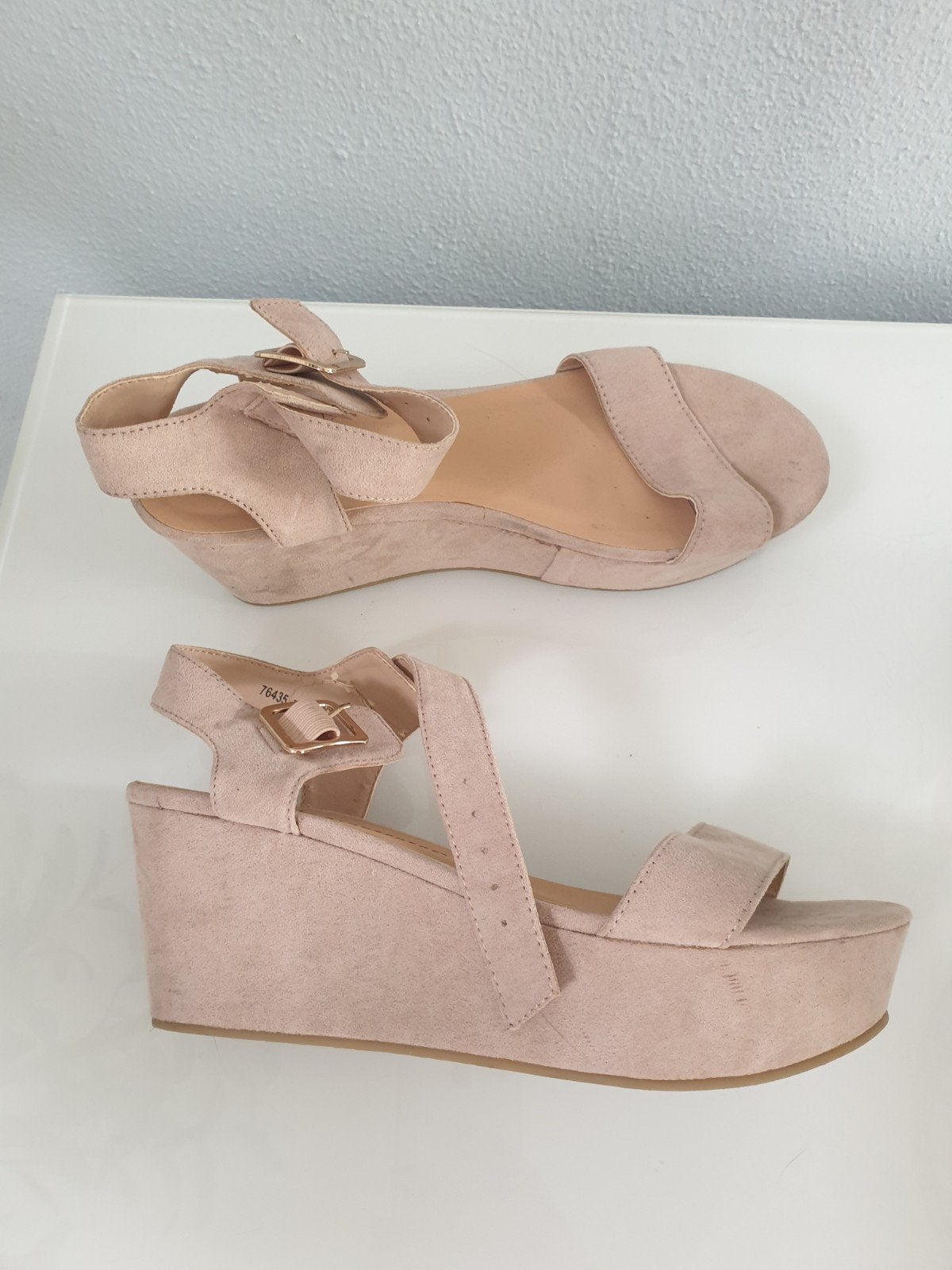 Roze 38 sandalen sleehak suede damesschoenen 

Plateau zool, Roze, Gedragen, Sandalen of Muiltjes, Ophalen of Verzenden