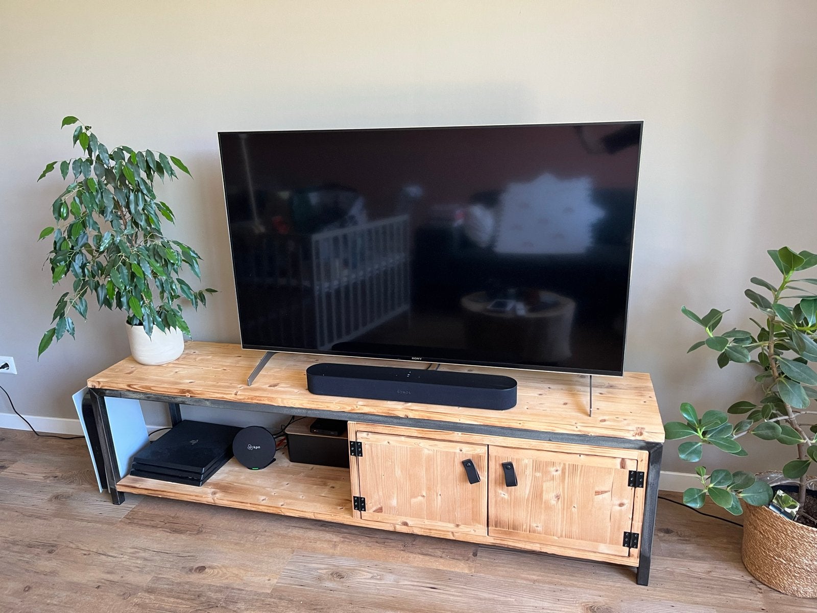 TV-meubel van hout en metaal, Ophalen, Gebruikt, 150 tot 200 cm, Minder dan 100 cm