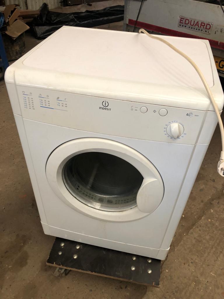 Indesit droger, Witgoed en Apparatuur, Ophalen, 6 tot 8 kg, Gebruikt, Luchtafvoer